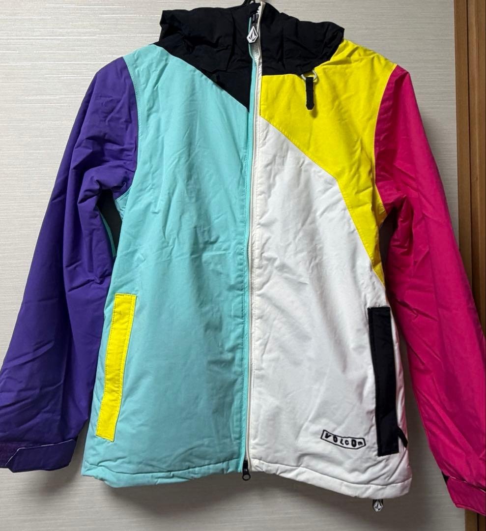 VOLCOM 上下セット 女性用スノーボードウェア マルチカラー