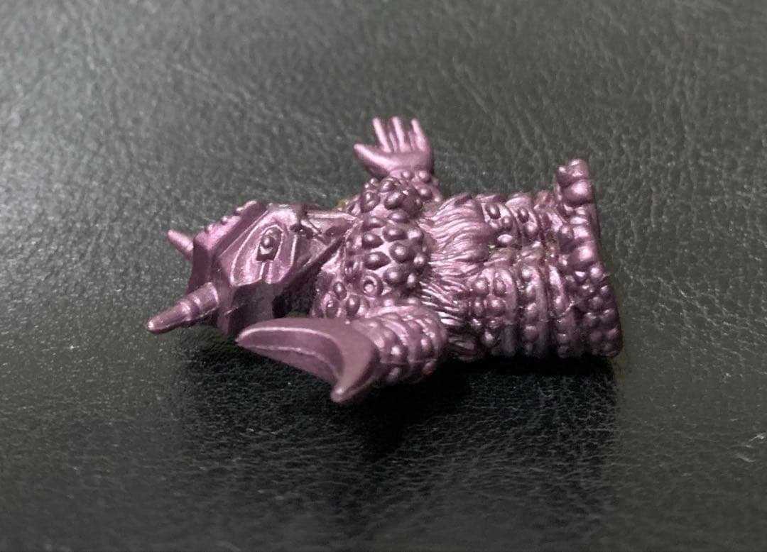 ウルトラ怪獣消しゴム　巨大ヤプール　パープルメタリック　ポピー　昭和レトロ