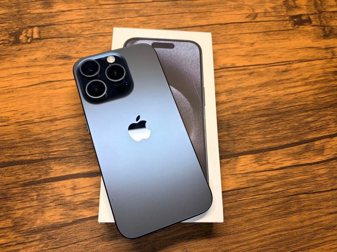 Hanikami様へ　　iPhone15pro 128GB ジャンク品