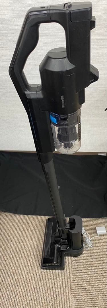 アイリスオーヤマ2023年製サイクロンクリーナー本体 SCD-184P-B