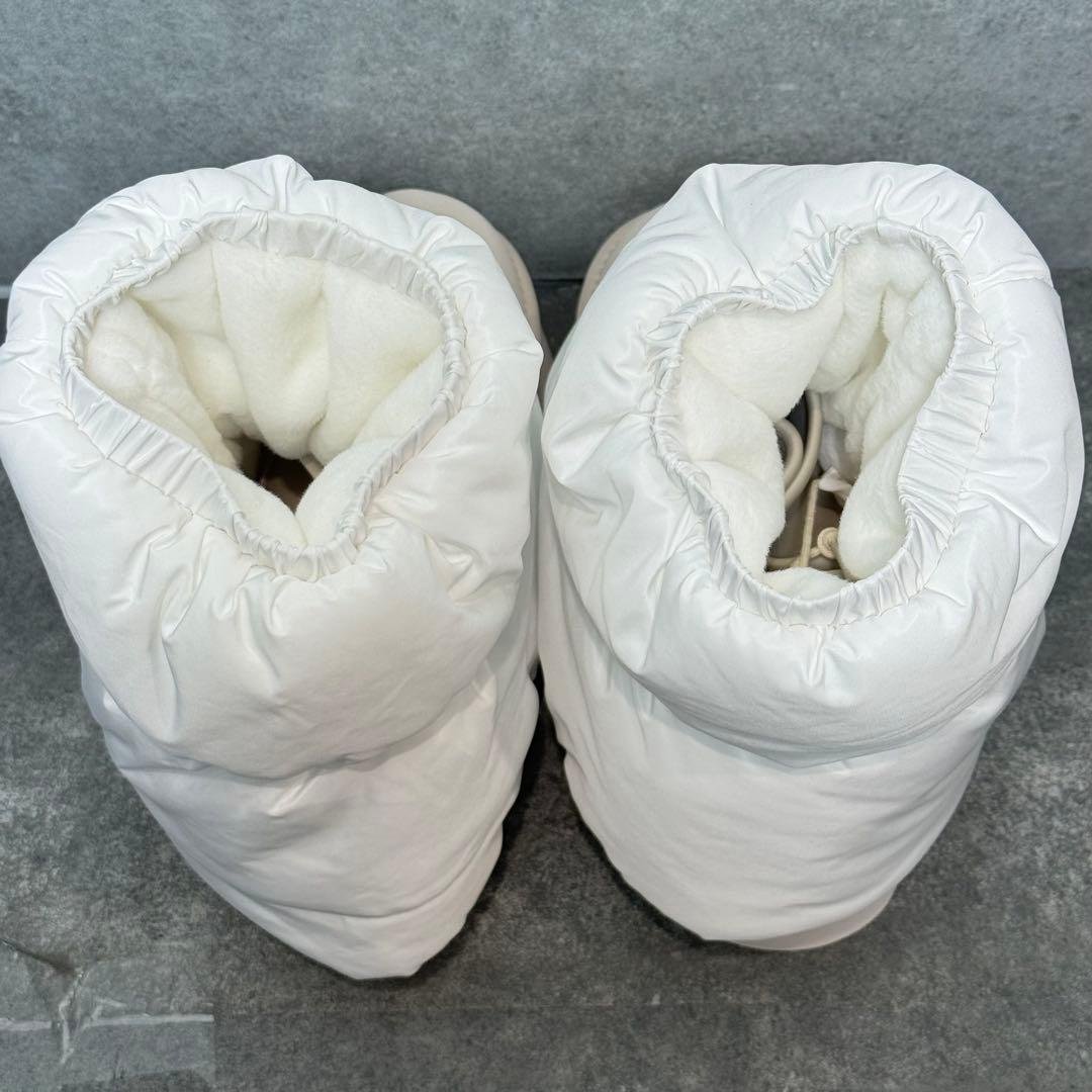 【新品未使用】UGG クラシックミニ ディッパー パッファー ホワイト 23cm