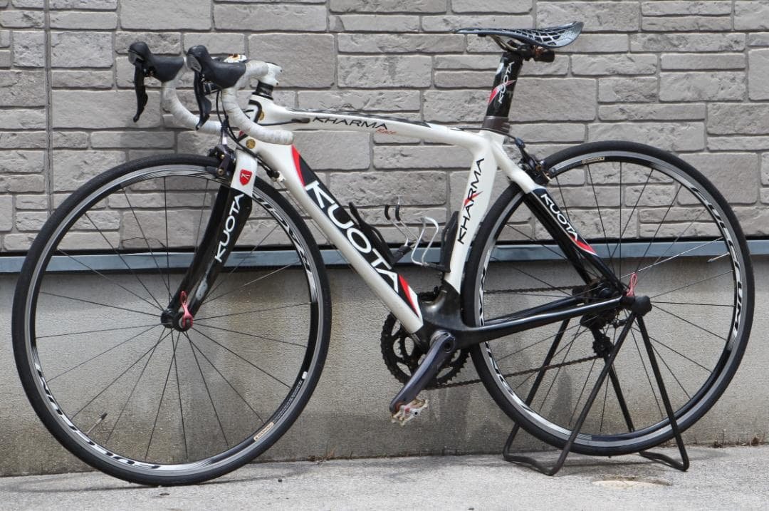 引き取り限定♪KUOTA♪KHARMA♪Race♪カーボンフレーム♪クオータ♪