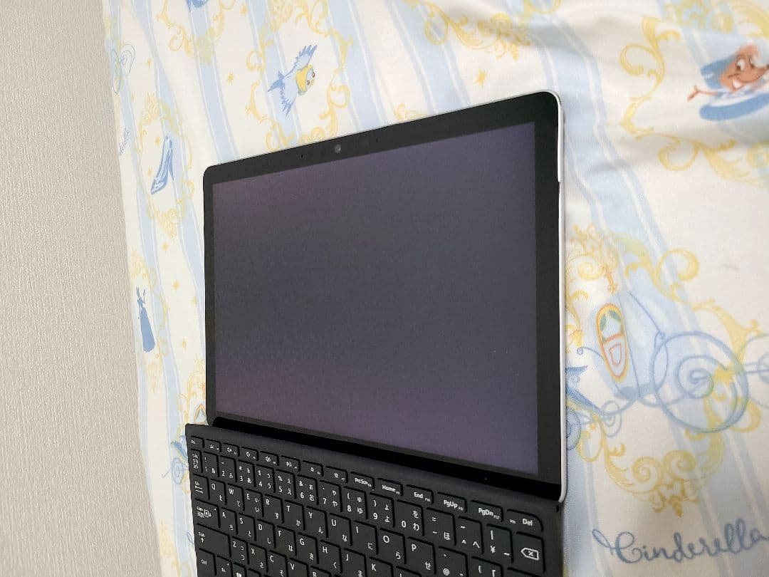 Windowsタブレット本体 Surface GO2 model:1926 Core M3 8GB/128GB