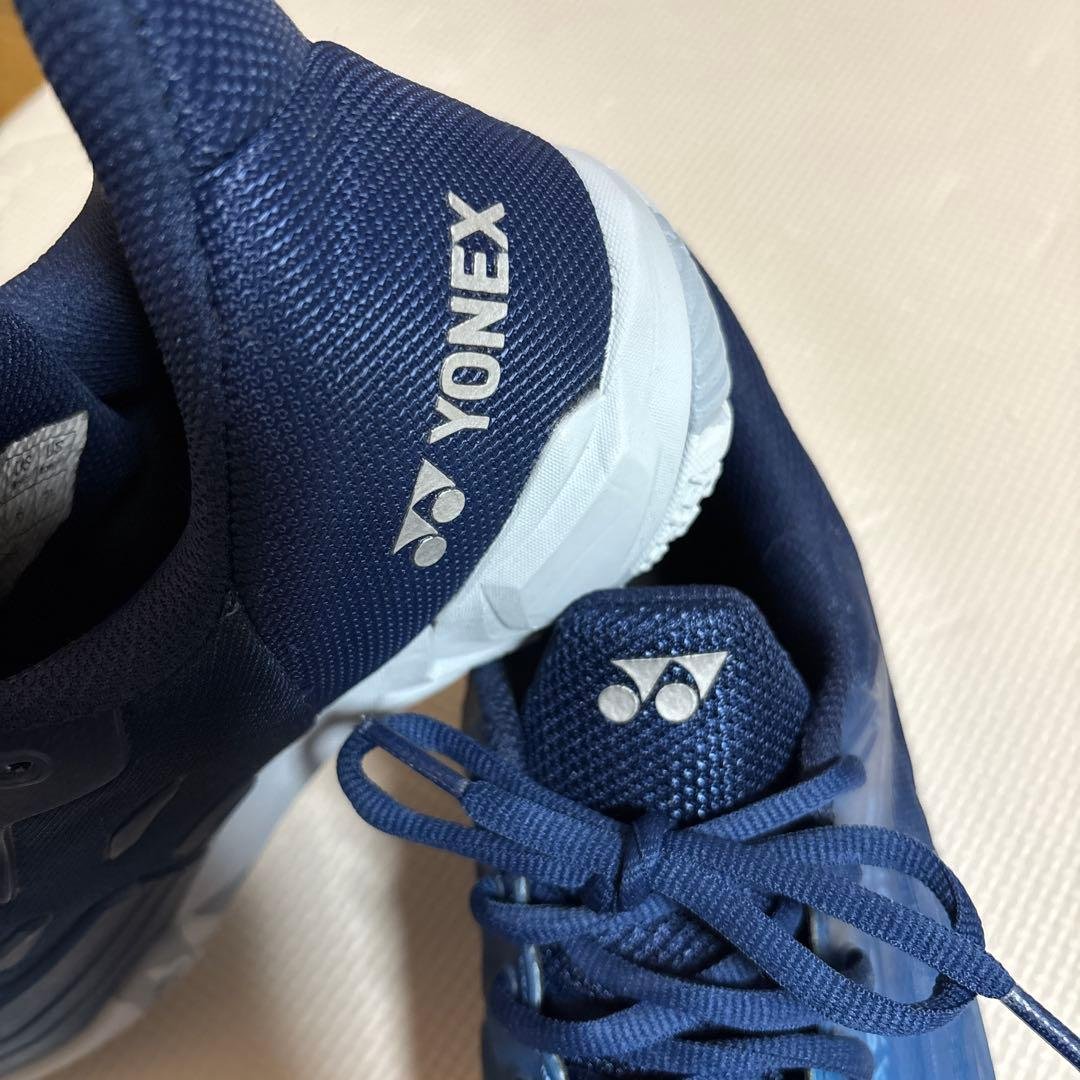 YONEX CASCADEDRIVE バドミントンシューズ　24㎝