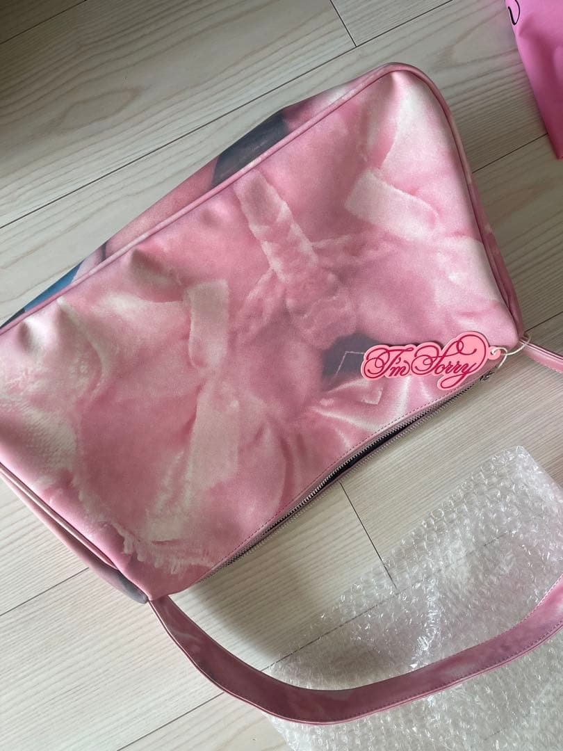 I’m sorry by petra collins ピンクショルダーバッグ