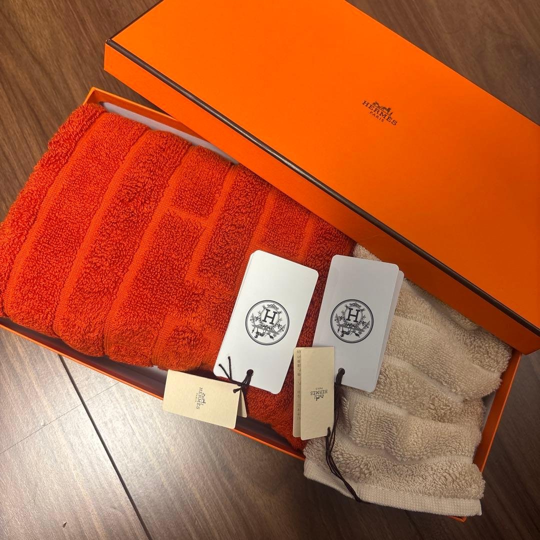 未使用⭐️HERMES フェイスタオルセット オレンジ ベージュ　箱無し