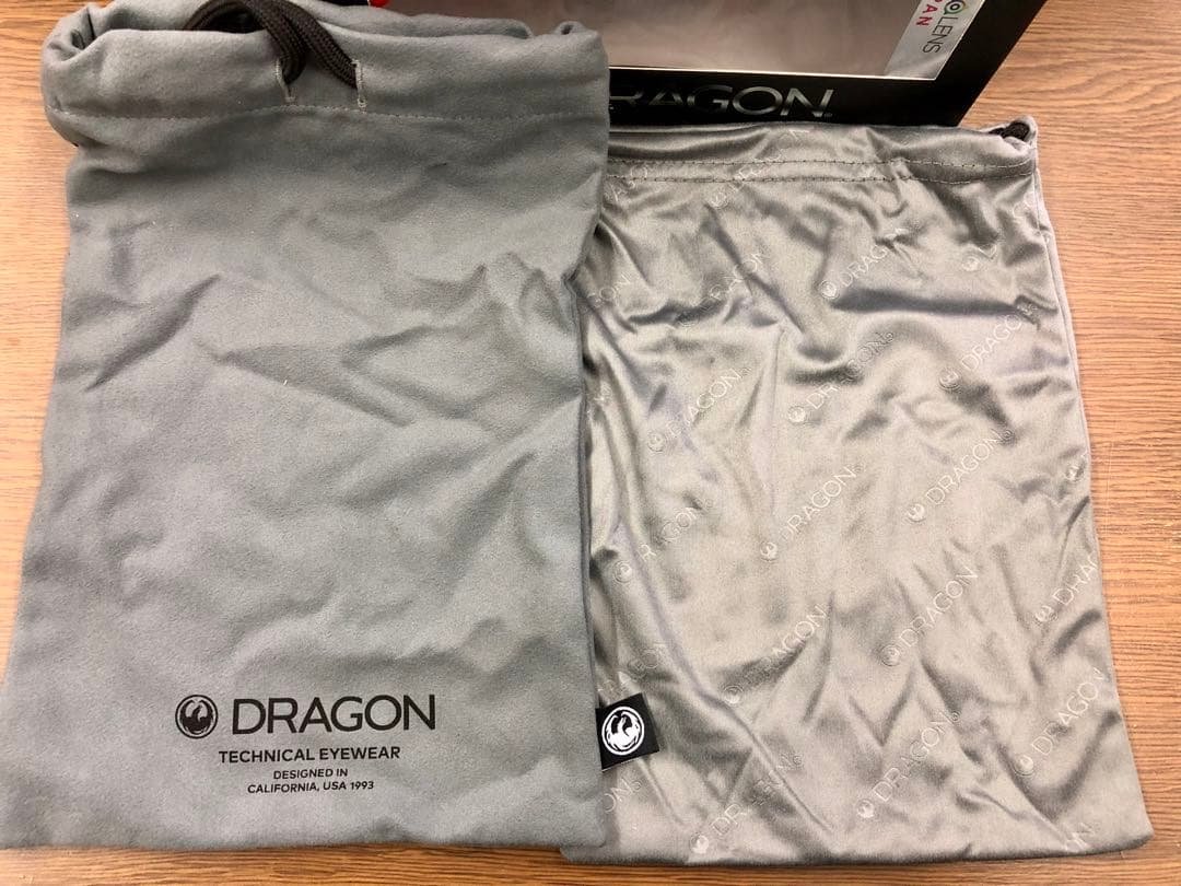 チョモ　新品未使用 DRAGON PXVスノーボードゴーグル